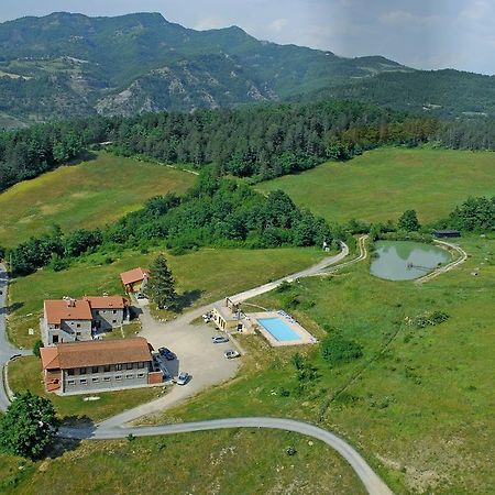 Gli Orzali Aparthotel Фиренцуола Екстериор снимка